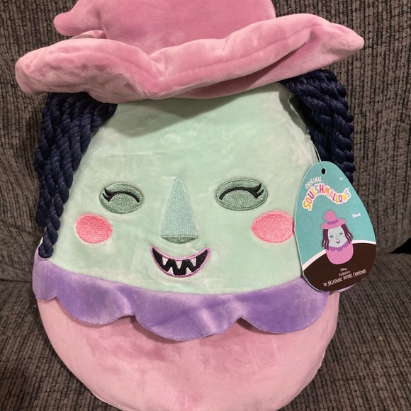 2023 Nightmare before Christmas Squishmallows 10”. - Picture 3 of 7